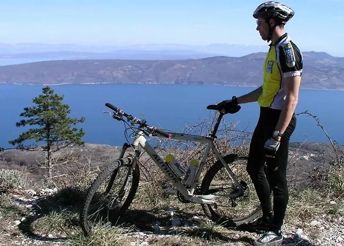 Tennis Prime Location, Parking, Near Beach, Self Check-in Opatija