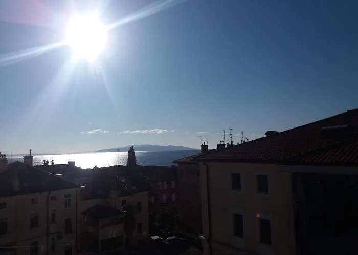 Tennis Prime Location, Parking, Near Beach, Self Check-in * Οπατία